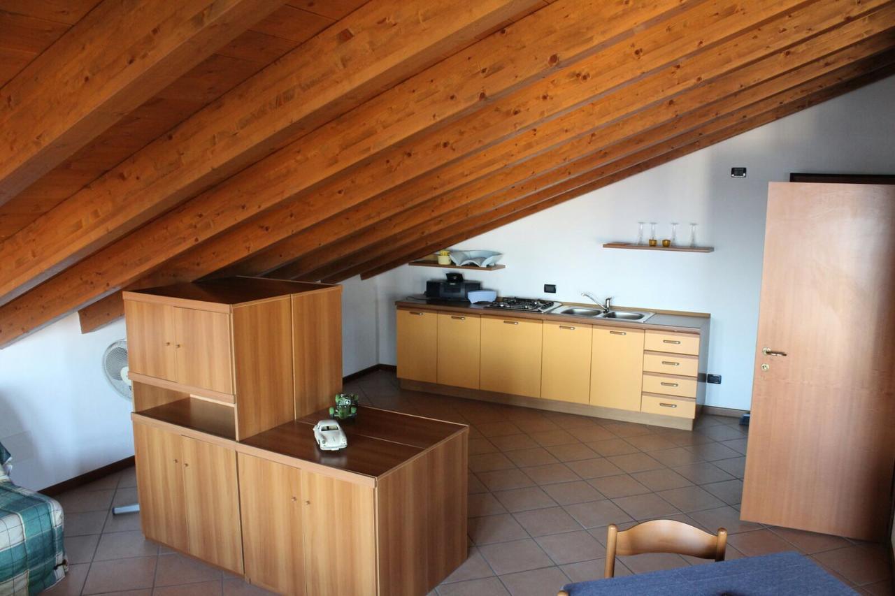 Casa Regina Appartement Desenzano del Garda Buitenkant foto