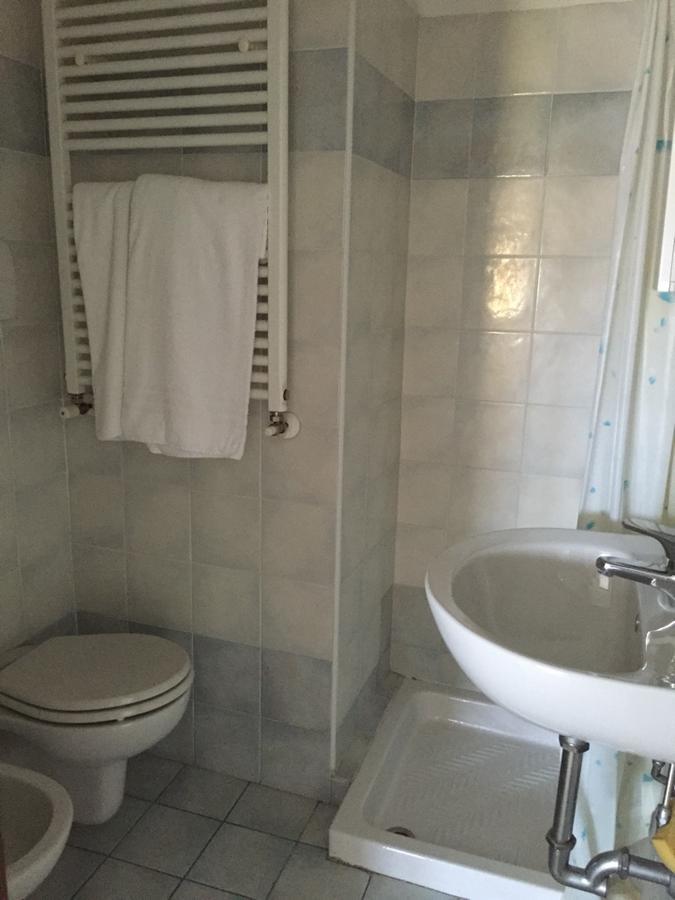 Casa Regina Appartement Desenzano del Garda Buitenkant foto